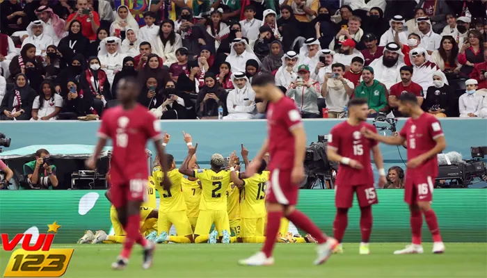 qatar 0 - 2 Ecuador